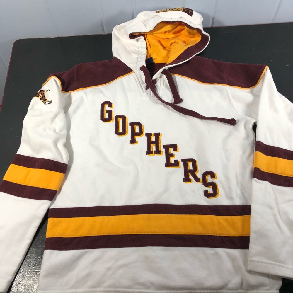 Minnesota Gophers hoodie.